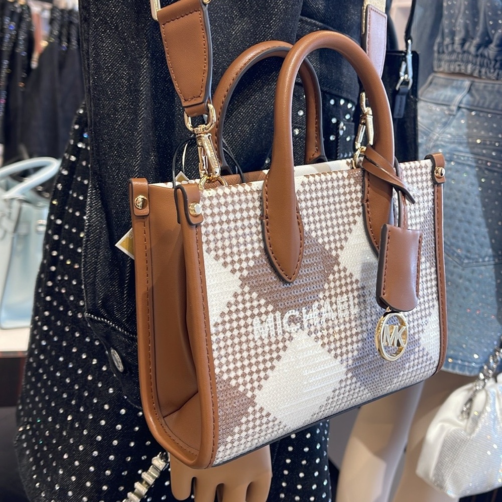 Michael Kors Mirella Extra-Small Logo Crossbody XBODY Shopper Bag
Luggage 
NWT - Picture 3 of 16